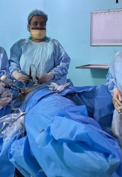 Gynecologist in Paschim Vihar